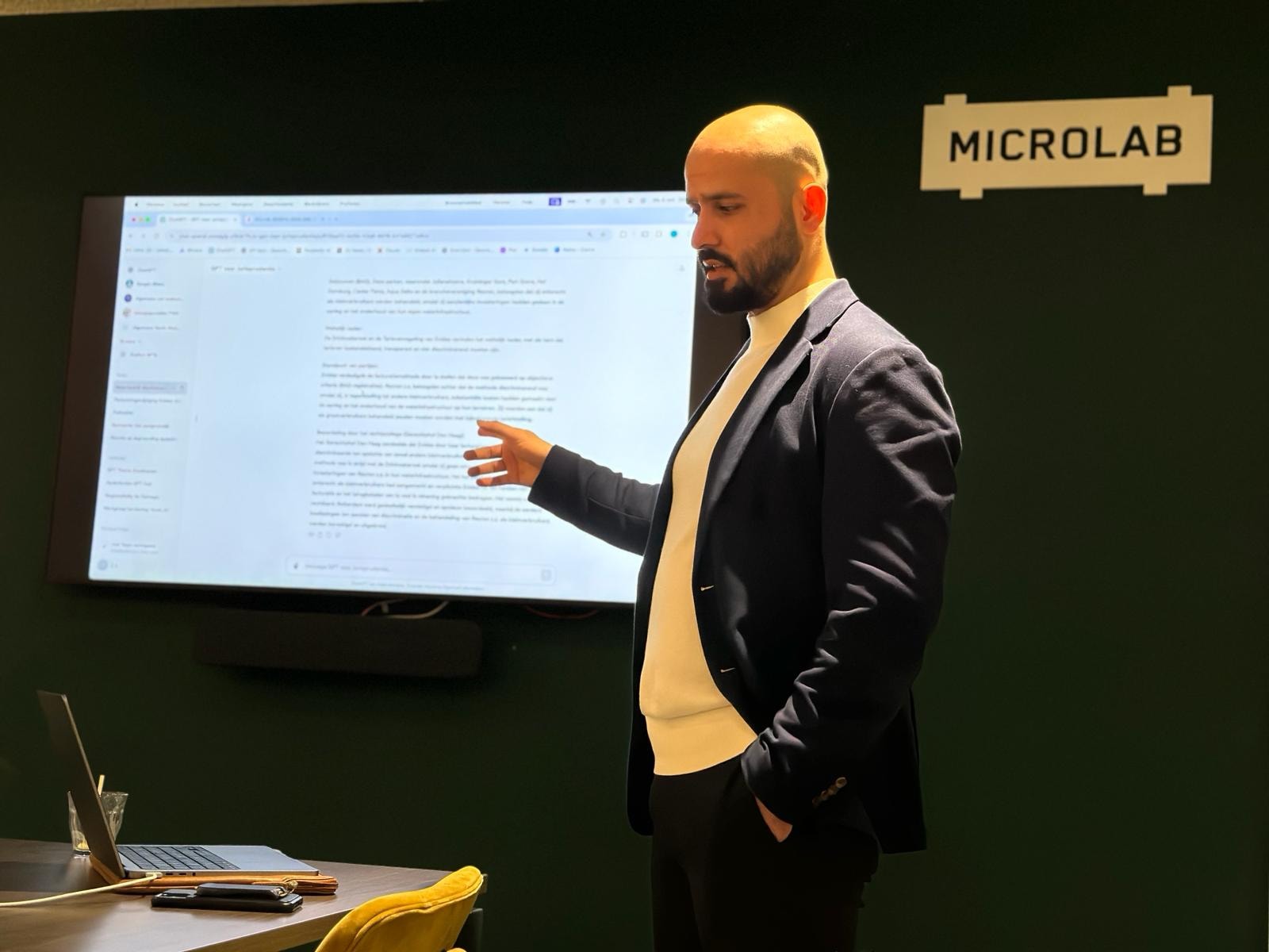 Zahed Ashkara demonstrates GPT for case law to lawyers at Microlab The Hague Zahed Ashkara demonstrates GPT for case law to lawyers at Microlab The Hague